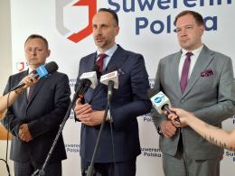 Janusz Kowalski: Przewidzieliśmy ruchy KE. Apel do opozycji o "opamiętanie się"