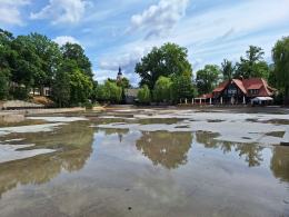 Fontanna na Stawie Zamkowym przygotowana do remontu