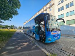 BUZZbus jak co roku uruchamia specjalną linię obsługującą park rozrywki Energylandia