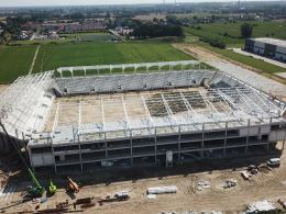 Na Stadionie Opolskim prace nie ustają