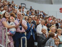 Chrzest - głównym punktem drugiego dnia kongresu Świadków Jehowy w Opolu