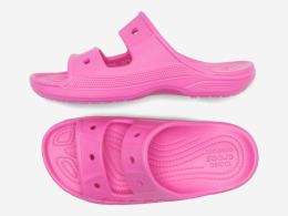 Crocsy dla niej i dla niego - jak je stylizować?