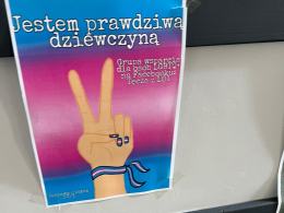 Poseł Janusz Kowalski pisze do szkół. Idzie na wojnę z ideologią gender