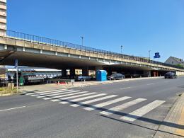 Zostawiłeś auto pod estakadą na rondzie? Lepiej szybko je zabierz, parking zamykają