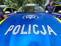 Bezpieczeństwo i ekologia. 10 nowych hybrydowych radiowozów dla opolskiej policji