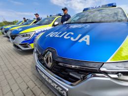 Bezpieczeństwo i ekologia. 10 nowych hybrydowych radiowozów dla opolskiej policji