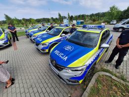 Bezpieczeństwo i ekologia. 10 nowych hybrydowych radiowozów dla opolskiej policji