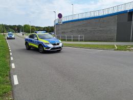 Bezpieczeństwo i ekologia. 10 nowych hybrydowych radiowozów dla opolskiej policji