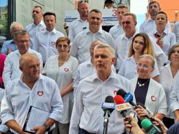 Opolska opozycja przedstawia kandydatów do Sejmu i Senatu