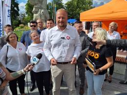 Kandydaci opozycyjni idą razem do wyborów. "Pakt zadziałał"