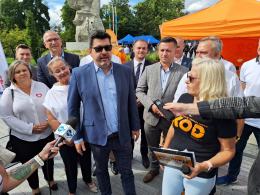 Kandydaci opozycyjni idą razem do wyborów. "Pakt zadziałał"
