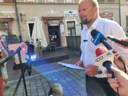 Witold Zembaczyński daje Kukizowi 14 dni na "policzenie kasy"