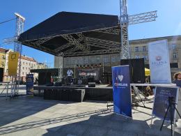 Trwa Piknik Organizacji Pozarządowych na Placu Kopernika
