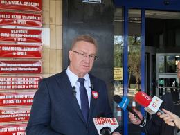 Opole: Urzędnik ds. cudzoziemców ma firmę przyspieszającą legalizację pracy? Trwa kontrola