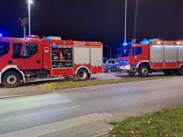 Na rondzie "prosto". Wypadek koło Castoramy