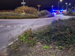 Na rondzie "prosto". Wypadek koło Castoramy