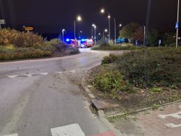 Na rondzie "prosto". Wypadek koło Castoramy