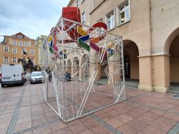 Za blisko 2 tygodnie Jarmark Bożonarodzeniowy. Trwają przygotowania na opolskim rynku