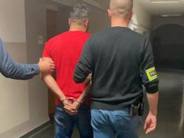 Kolejne uderzenie w handlarzy podróbkami - 3 tysiące osób oszukanych