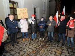 Protest pod opolską TVP. "Zamach na rzetelne, polskie, wolne media"