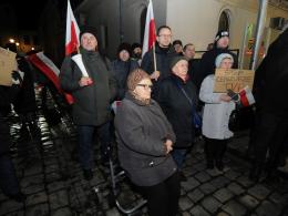 Protest pod opolską TVP. "Zamach na rzetelne, polskie, wolne media"