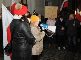 Protest pod opolską TVP. "Zamach na rzetelne, polskie, wolne media"