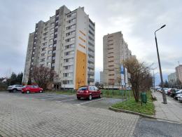 Problem parkingowy na Koszyka. Spóldzielnia nakłada mandaty