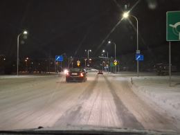 Trudne, zimowe warunki na opolskich drogach. Gdzie są służby?