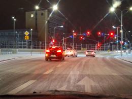 Trudne, zimowe warunki na opolskich drogach. Gdzie są służby?