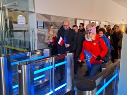 Flaga Unii Europejskiej wróciła na Urząd Wojewódzki w Opolu