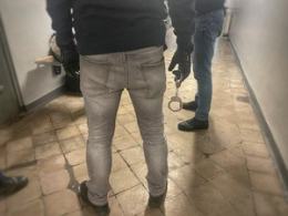 Ukradła alkohol, uderzyła pracownika - zatrzymana podczas ucieczki (WIDEO)