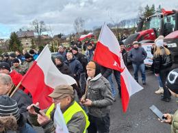 Trwa strajk przejazdowy rolników w 11 powiatach województwa