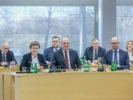 Na sesji o ochronie zdrowia i młodzieży