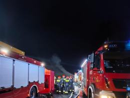Rozszczelniona cysterna z kwasem - 29 zastępów straży pożarnej w akcji 