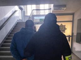 Włamywacze recydywiści w rękach policjantów