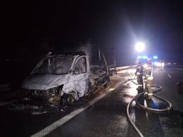 Pożar samochodu dostawczego na autostradzie A4