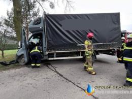 Groźnie wyglądający wypadek w Jasieniu - kierowca miał dużo szczęścia