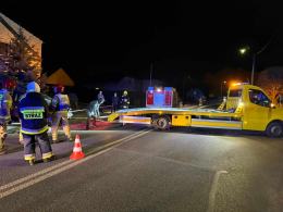 Nocne dachowanie w Złotnikach zakończone w szpitalu