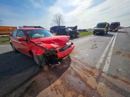 Wypadek na DK45. Jedna osoba poszkodowana