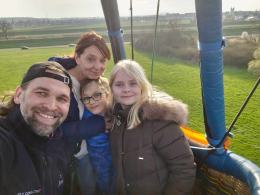 Podniebny Uśmiech: Podniebna przygoda dla dzieci z domów dziecka
