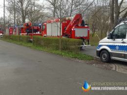 Alarm w szkole podstawowej w Opolu - ewakuacja po rozpyleniu substancji drażniącej