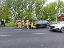Zderzenie dwóch pojazdów na ulicy Wrocławskiej. Trzy osoby w podeszłym wieku hospitalizowane