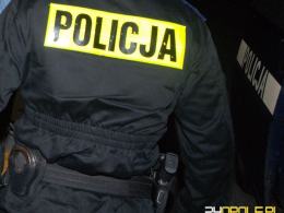 48- latek śledził i okradł seniorkę z jej emerytury