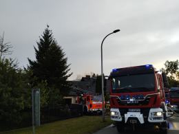 Pożar poddasza. Na dachu była instalacja fotowoltaiczna