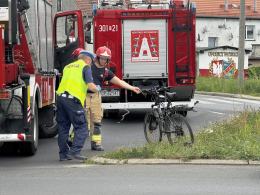 Zderzenie ciągnika z rowerzystką. Poszkodowana zabrana do szpitala