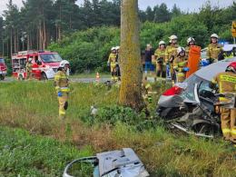 Wypadek na trasie Domaszowice-Gręboszów.  Kobieta zasnęła za kierownicą 