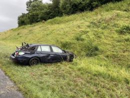Dachowanie BMW na Autostradzie A4.