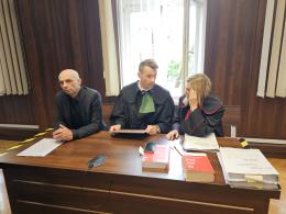 Ruszył proces w sprawie zabójstwa dwójki dzieci nożem do tapet w Opolu-Czarnowąsach