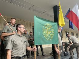 Protest leśników pod Urzędem Wojewódzkim zakończony sukcesem