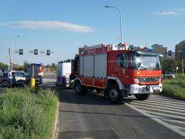 Wypadek na skrzyżowaniu Pużaka i Sosnkowskiego w Opolu - jedna osoba poszkodowana